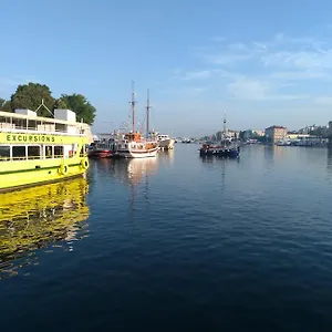2 & Free Private Parking Zadar