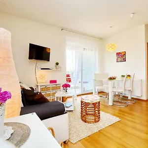  Apartment Vacation In - Mirna