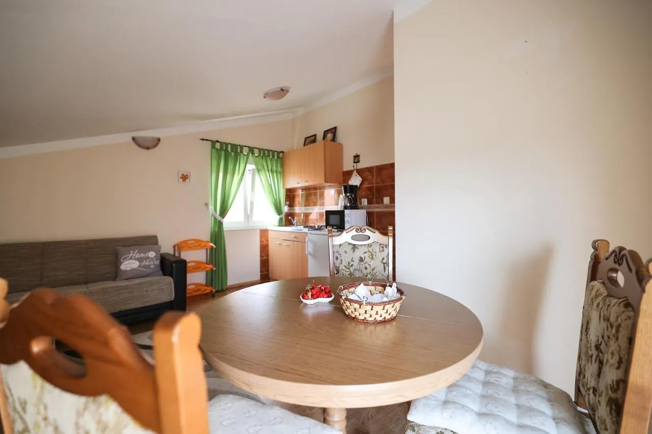 Apartments Veronika Zadar