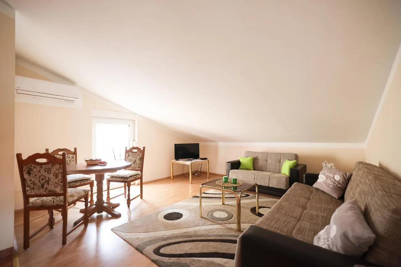 Apartments Veronika Zadar